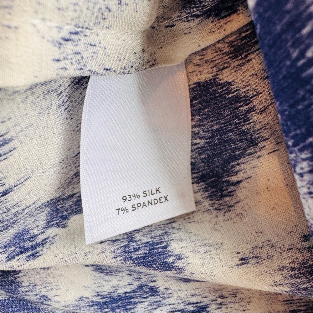 Halogen Silk Sleeveless Blouse Hidden Zipper Periwinkle Blue Purple Size XS - Picture 4 of 8